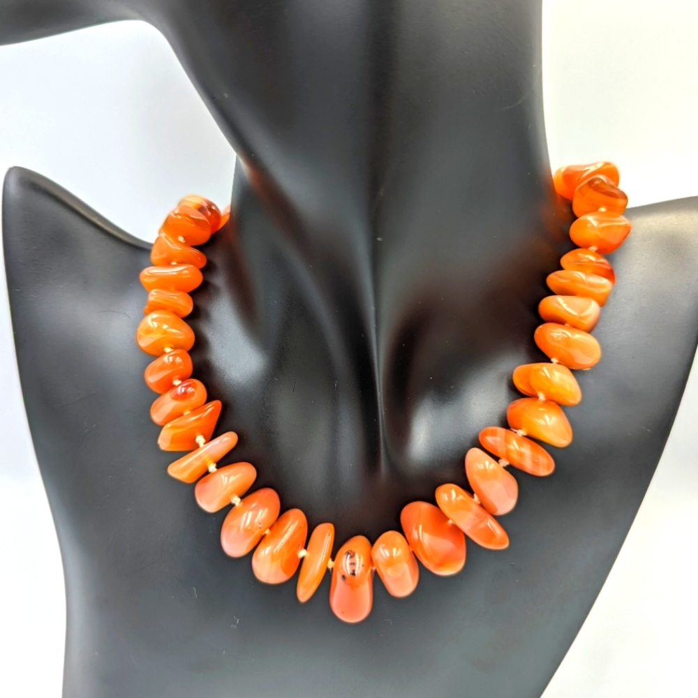 Vintage Beautiful Polish Nuggets Red Agate Gemstone Knotted Necklace 21"